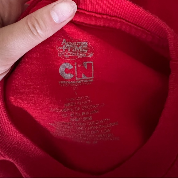 🔴CARTOON NETWORK: Boy’s size S, “Adventure Time with Finn & Jake” t-shirt🔴 - Picture 2 of 5